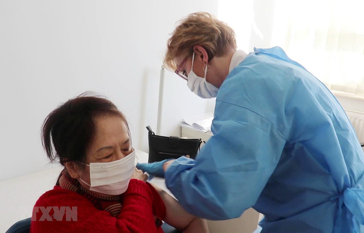 Vietnamese Medical Center in Poland offering vaccinations